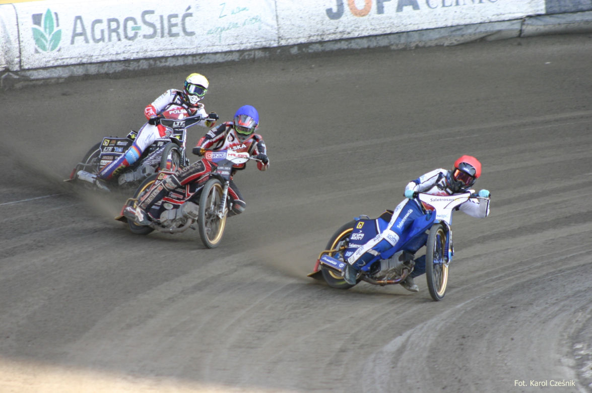 Zaplecze Kadry Juniorów na Motoarenie. Młodzieżowcy rywalizowali w Toruniu - dzień 1