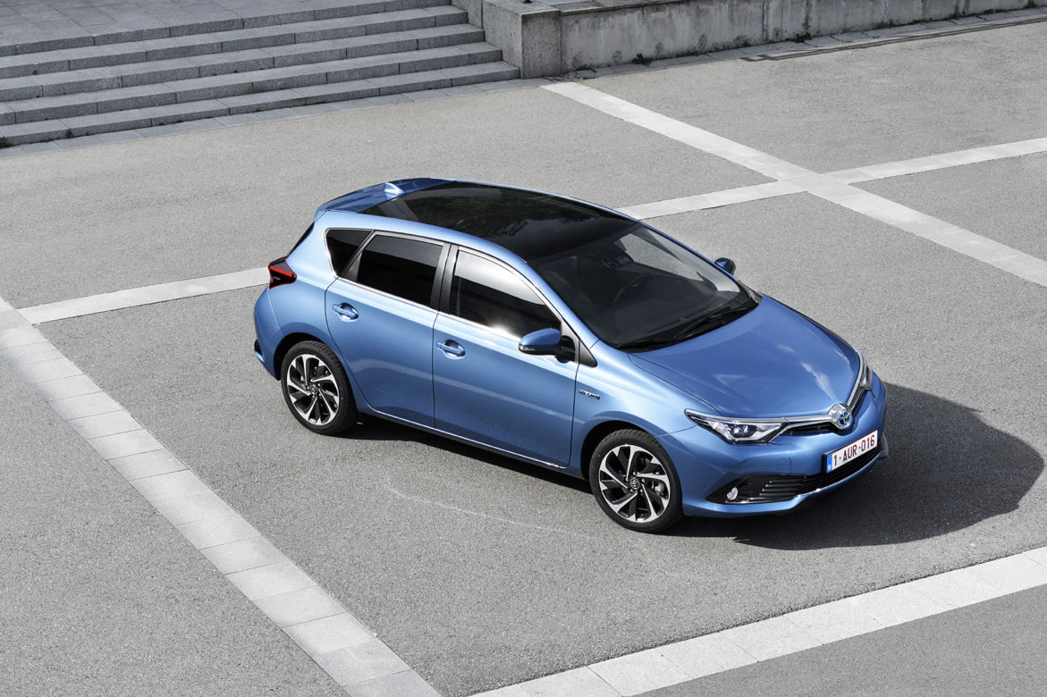 2015 Toyota Auris facelifting