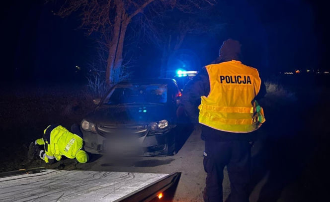 Koszmar na drodze. 26-letni pieszy zginął mimo kamizelki odblaskowej!