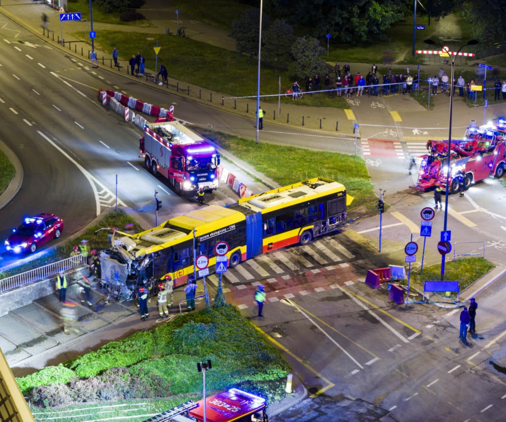 Autobus pędził jak z wciśniętym gazem? Nieoficjalne ustalenia po wypadku przy Dworcu Zachodnim