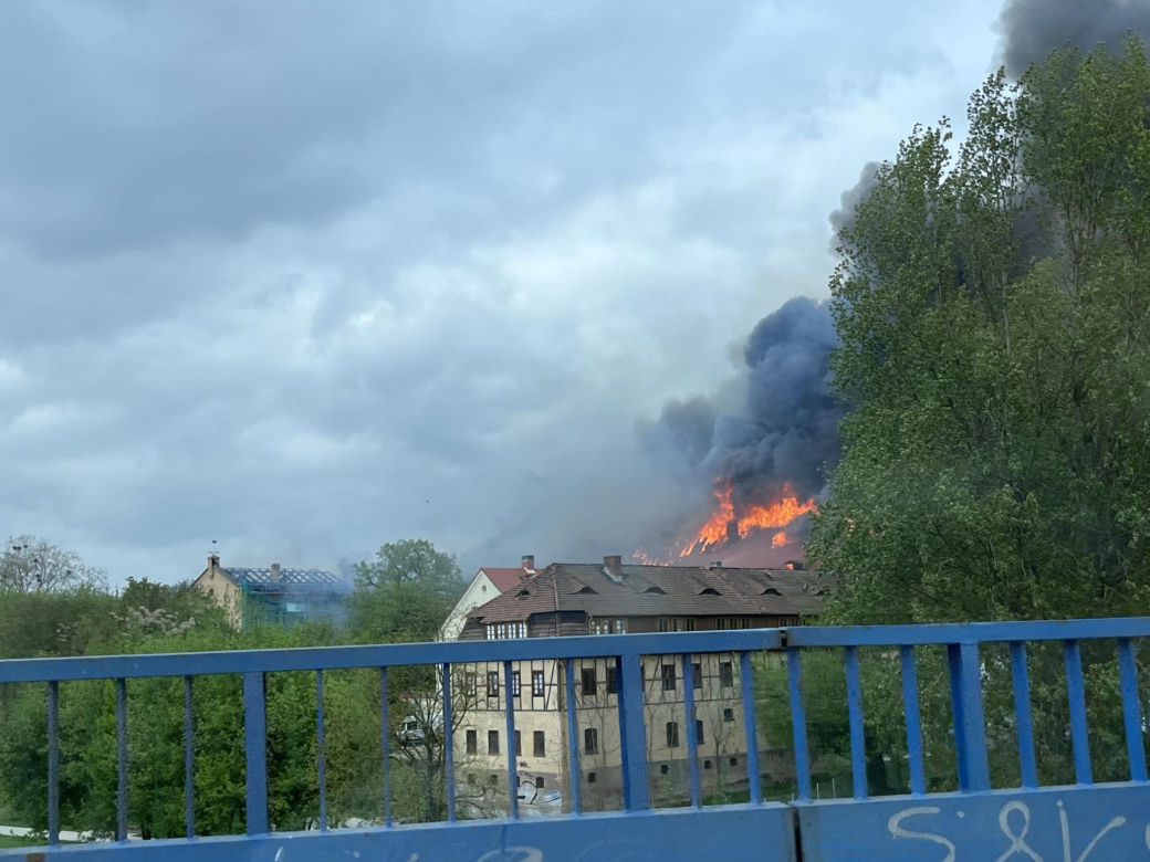 Pożar dachu budynku Akademii w Gorzowie