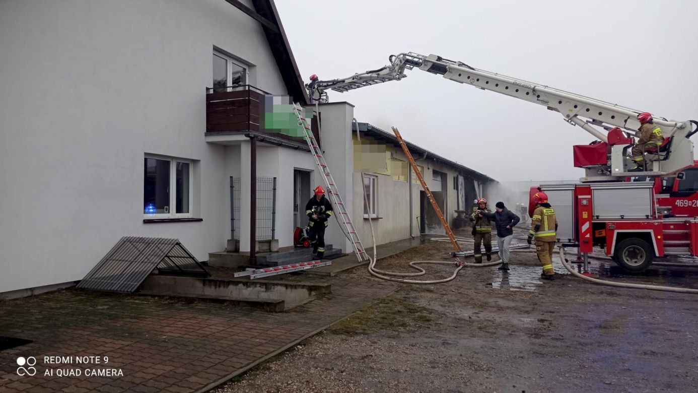 Pożar hali w Iławie