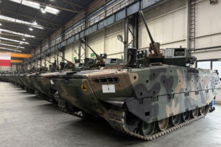 Te polskie firmy stracą na wecie Nawrockiego! Miliardy przejdą obok nosa