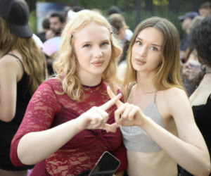 Drugi koncert The Weeknd w Warszawie. Najwierniejsi fani nie przestraszyli się morderczego upału. Znajdź się na zdjęciach