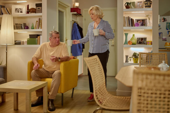 "Na Wspólnej", odcinek 4160: Kiedy Zimińscy chcą zgłosić zaginięcie Halinki, ta dzwoni z Turcji z przerażającym wyznaniem