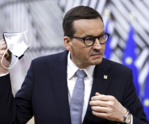 Tusk boi się Morawieckiego