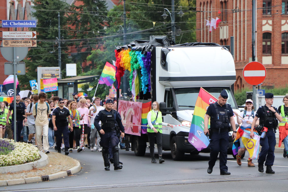 Marsz Równości w Toruniu i kontrmanifestacja