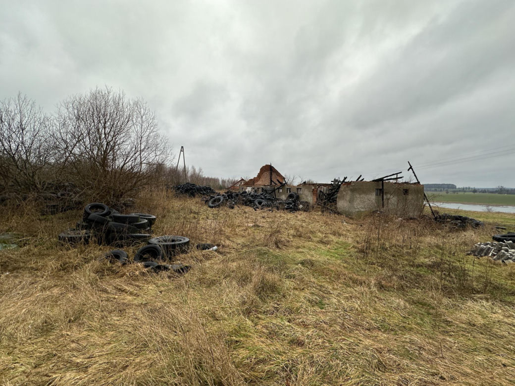 Rodzinna tragedia. Zabił brata nożem do chleba. Jeden szczegół zdradził sprawców