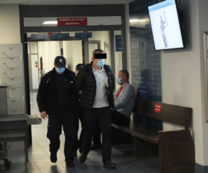 Nakrył żonę z jej byłym. W ruch poszły pięści i pałka. Krwawy finał miłosnego trójkąta w Lublinie