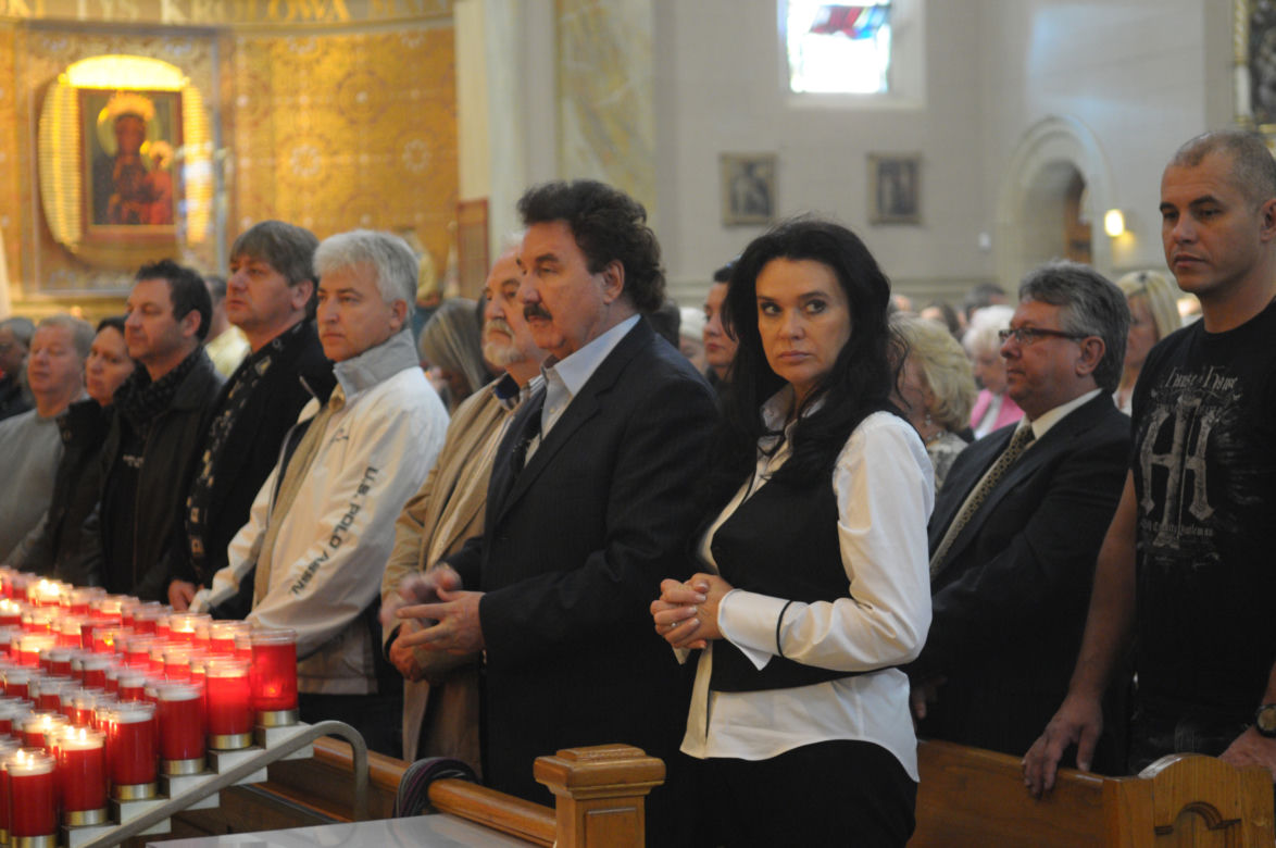 Krzysztof Krawczyk w kościele