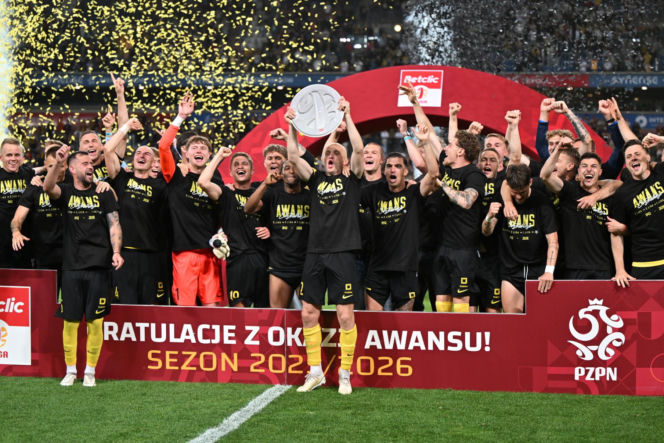 Finał baraży o Ekstraklasę: Wieczysta Kraków - Chrobry Głogów