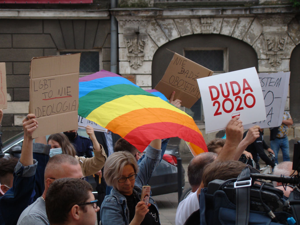 LGBT to nie ideologia - protest podczas wizyty Beaty Szydło