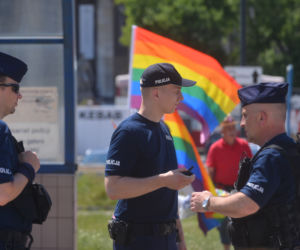 Parada Równości 2021 w Warszawie: ogromne siły policji w centrum miasta	