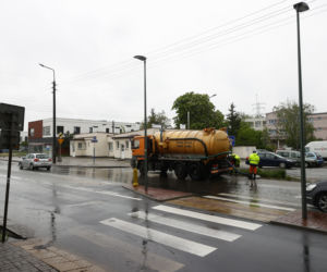 Ulice Warszawy popłynęły po ulewie
