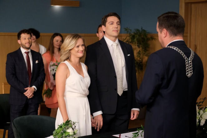 M jak miłość, odcinek 1903: Skromny ślub Julii i Dimy. Pobiorą się i na zawsze wyjadą z Polski - ZDJĘCIA