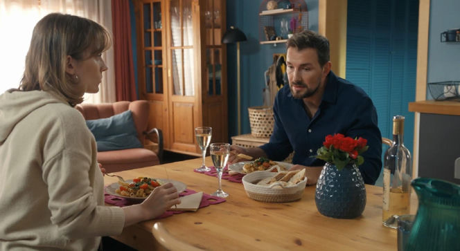 Barwy szczęścia odc. 3346. Renata (Anna Mrozowska), Marcin Kodur (Oskar Stoczyński)