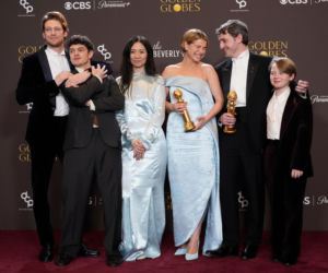 Pamela znów jest blondynką! Zobacz kreacje ze Złotych Globów