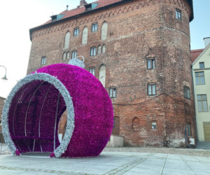 Lidzbark Warmiński. Miasto ozdobiły świąteczne ślimaki Cittaslow Polska [GALERIA]
