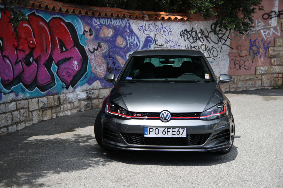 Volkswagen Golf GTI 2.0 TSI 245 KM