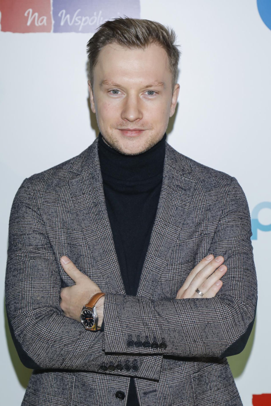 Od nastolatka z "Na Wspólnej" do eleganckiego mężczyzny. Tak zmieniał się Jakub Wesołowski