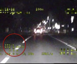 Kierowca-kamikadze siał postrach na drodze! Jechał 171 km/h w terenie zabudowanym. Kwota mandatu szokuje 