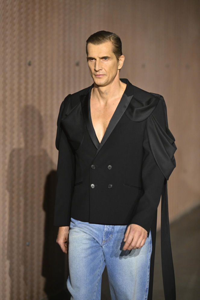 Pokaz mody WARM-UP Mariusza Przybylskiego