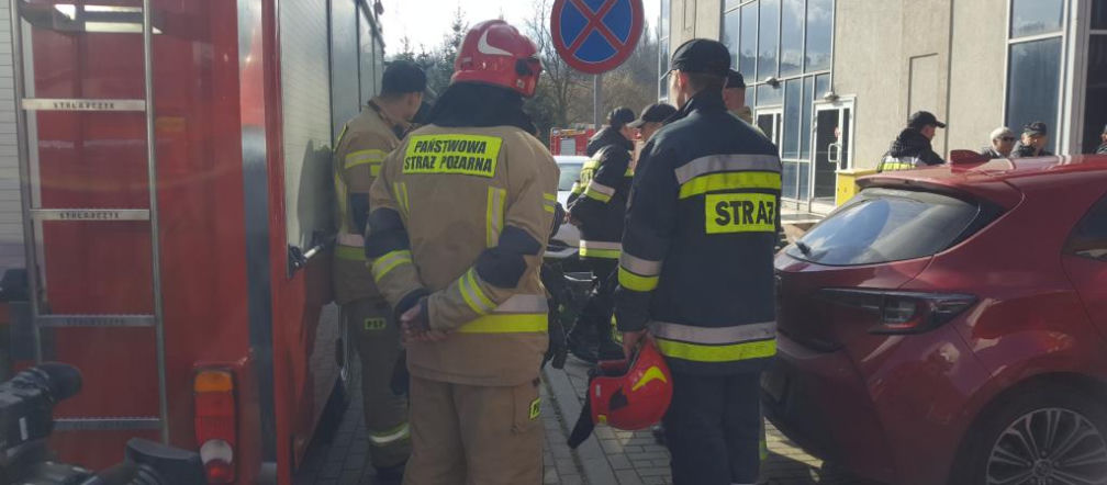 Koronawirus w Polsce. Wielkie namioty stanęły przed bydgoskimi szpitalami