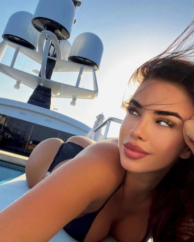 Ivana Knoll