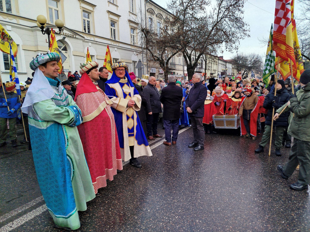 Z okazji rozpoczętego w styczniu 2025 Roku Jubileuszowego, tegoroczne obchody święta Trzech Króli w Siedlcach były wyjątkowo uroczyste. 