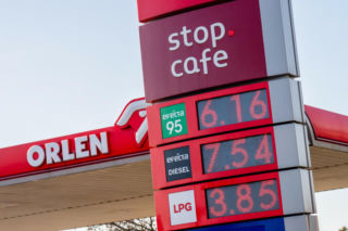 Przed majówką ceny paliw znów mogą wystrzelić