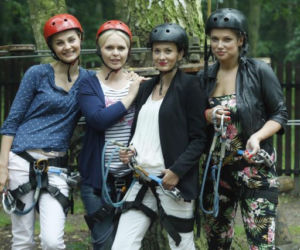 Przyjaciółki 4 odcinek 41 Inga (Małgorzata Socha), Zuza (Anita Sokołowska), Patrycja (Joanna Liszowska), Anka (Magdalena Stużyńska)