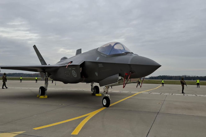 F35 w krzesinach