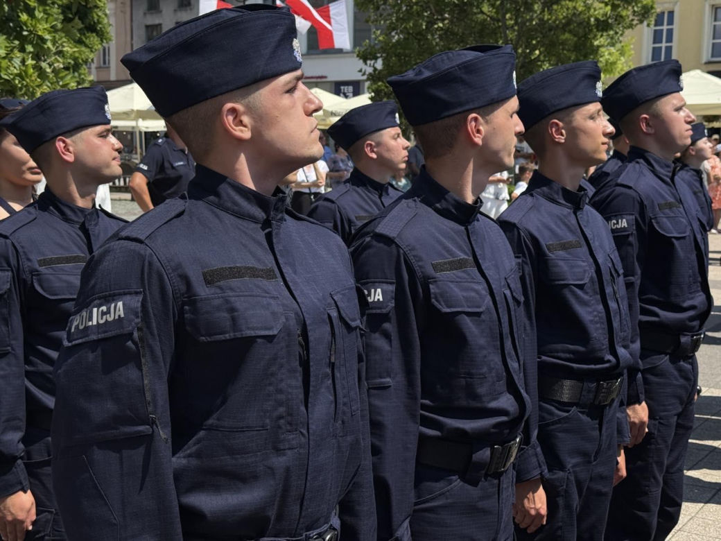 Ślubowanie nowych policjantów Śląskiej Policji