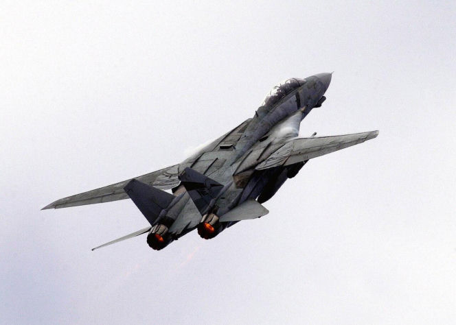 Koniec legendy F-14 Tomcat w Iranie? Zdjęcia satelitarne potwierdzają zniszczenie „perskich kotów”