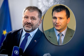 Metamorfoza Waldemara Żurka. Czy zdjęcia zdradzają, jak władza wpływa na polityków?