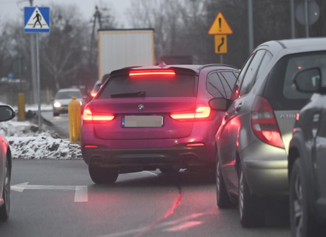 SKOLIM robi masę, ja fast food i kiełbasę
