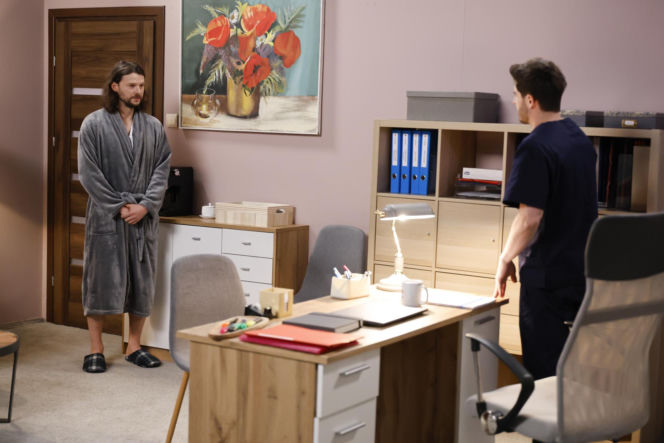 Pierwsza miłość. Kacper (Damian Kulec), Paweł (Mateusz Kościukiewicz)