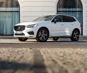 Volvo XC60 B4 Mild Hybrid FWD AT8 Momentum