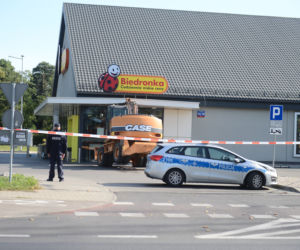 Koparka w Biedronce