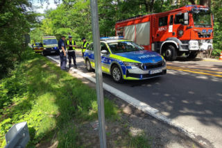 Wypadek radiowozu i ciężarówki