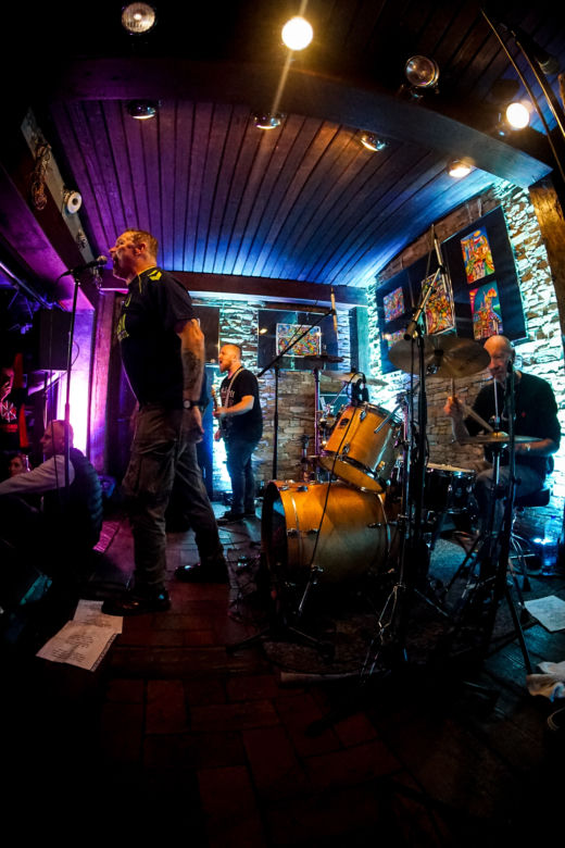 Legendarny zespół Sham 69 rozgrzał Hard Rock Pub Pamelę