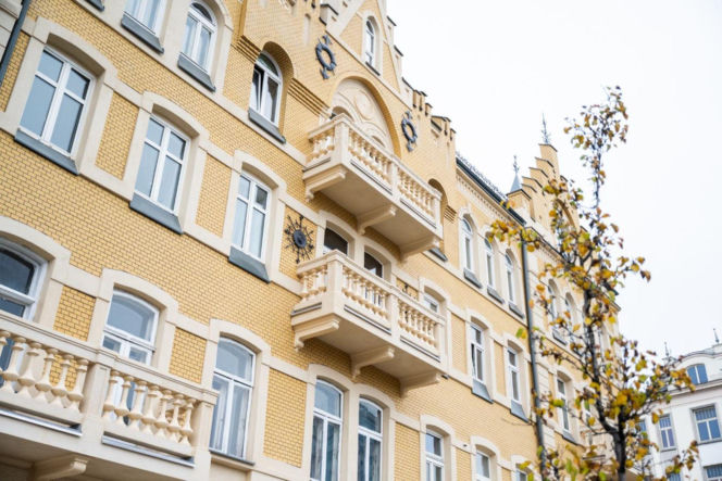 Zabytkowa kamienica przy ul. Targowej 62