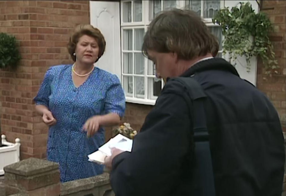 Patricia Routledge, niezapomniana Pani Bukietowa z serialu „Co ludzie powiedzą?”