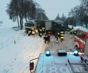 Kolizja TIR-ów na DK 8