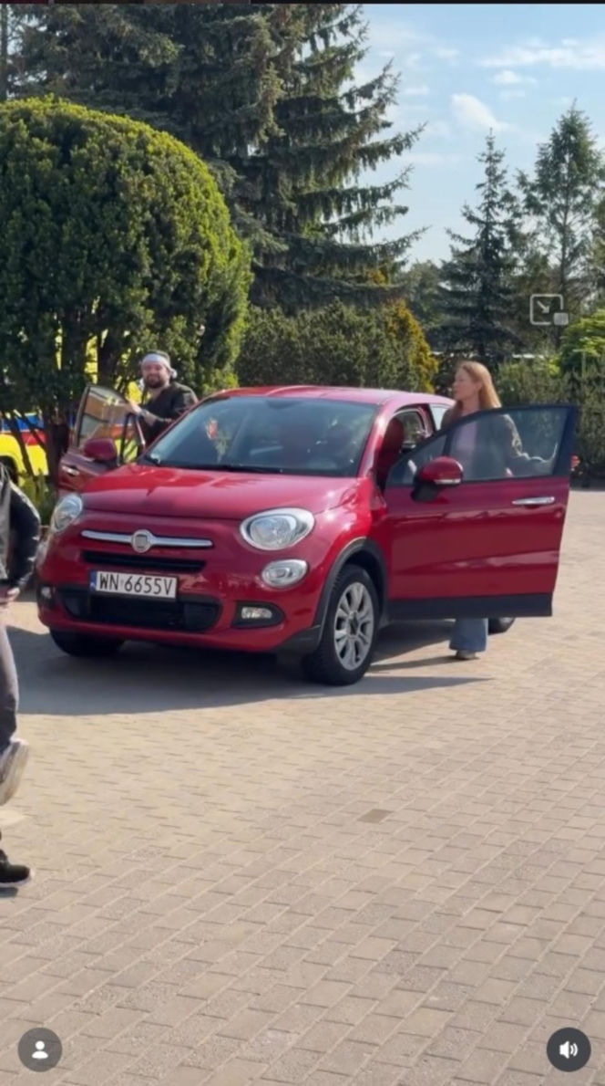Na dobre i na złe nowy sezon na planie. Radek Biegun (Mateusz Lisiecki-Waligórski), Wiki (Katarzyna Dąbrowska)