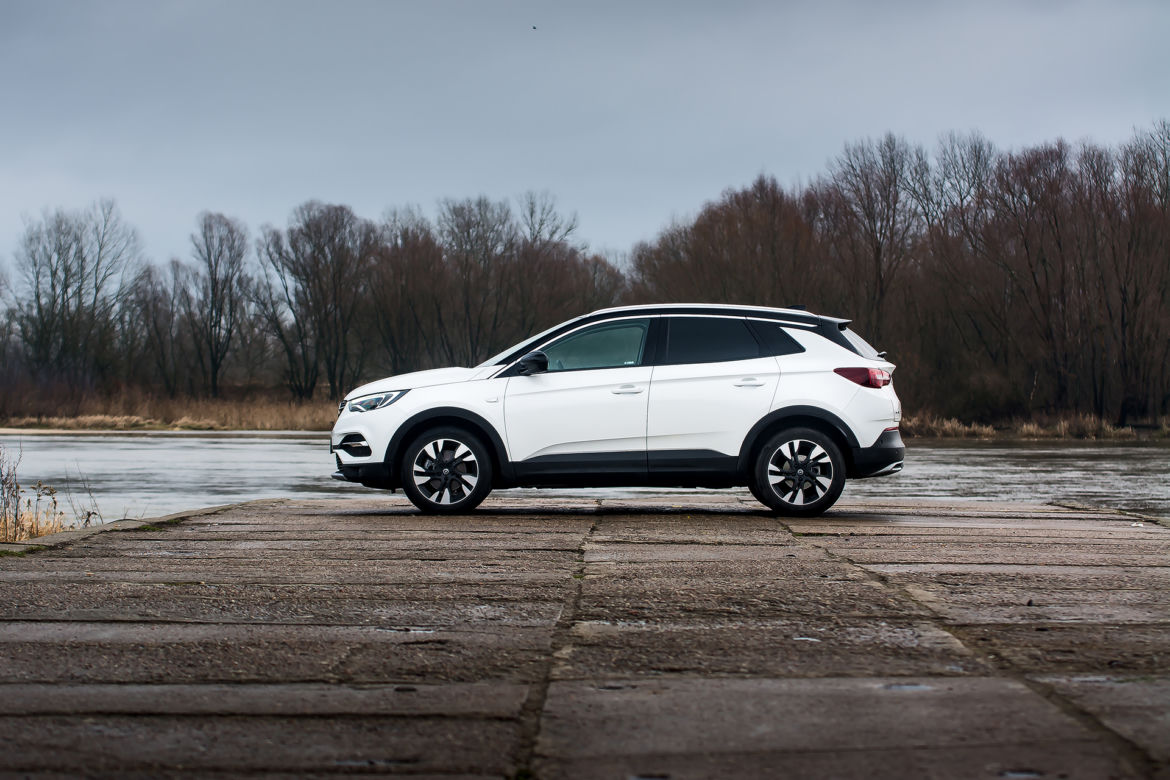 Opel Grandland X 1.2 Turbo 130 KM M6 Elite