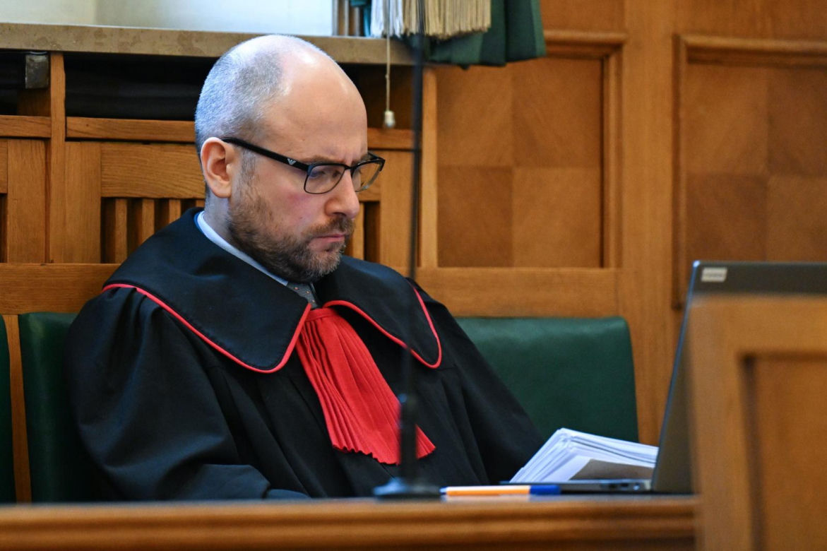 Paweł został podpalony na przystanku tramwajowym. Ruszył proces przeciwko Sylwestrowi M.