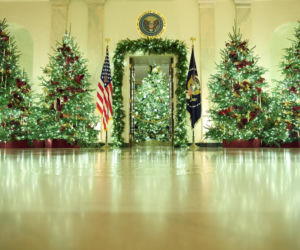 Melania Trump udekorowała Biały Dom. Święta lepsze niż za Bidena?