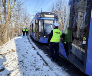 Kraksa tramwajów w Krakowie! Są ranni, utrudnienia komunikacyjne. Sprawdź zmienione trasy