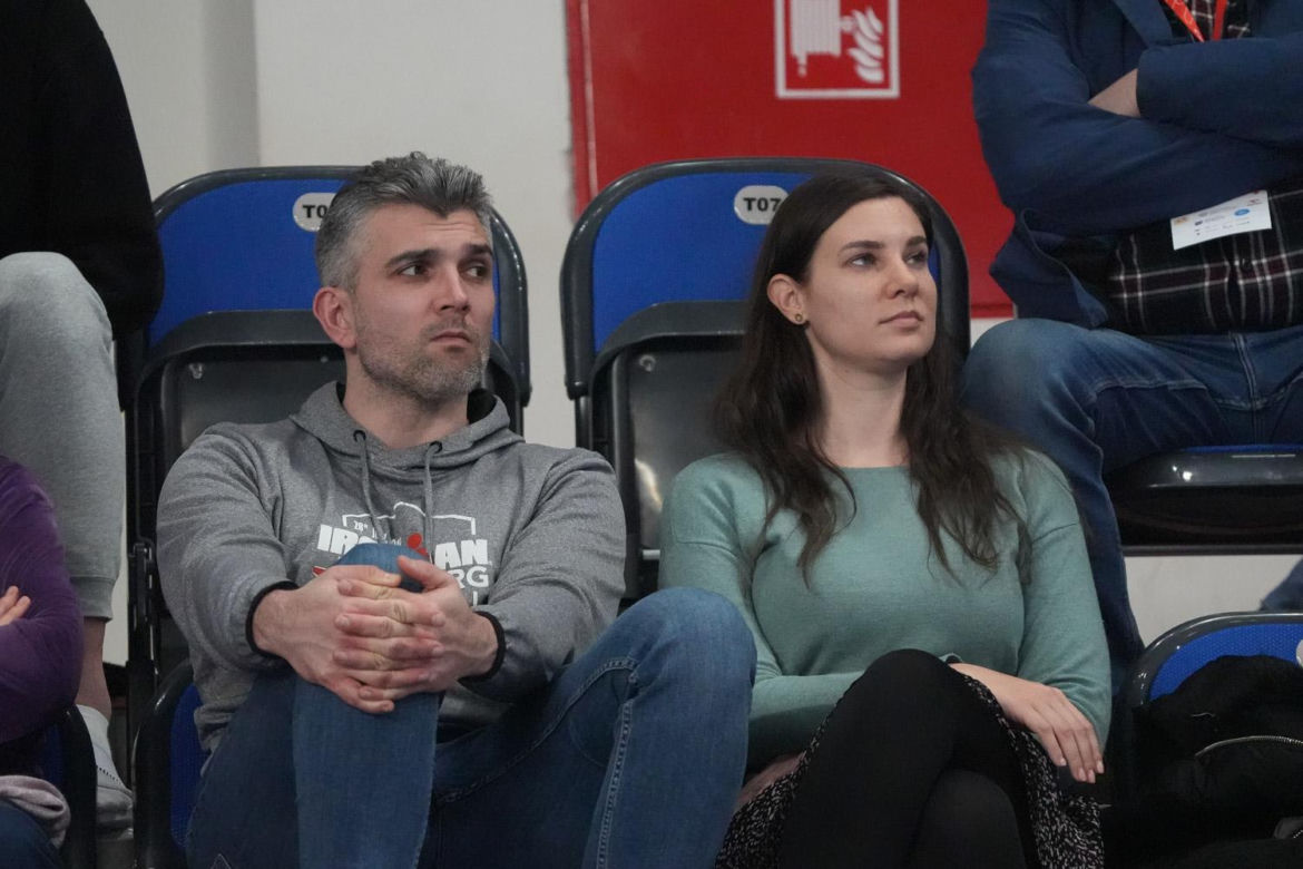 Halowe Mistrzostwa Polski 2025 w Arenie Toruń. Zdjęcia kibiców z trybun i sportowców